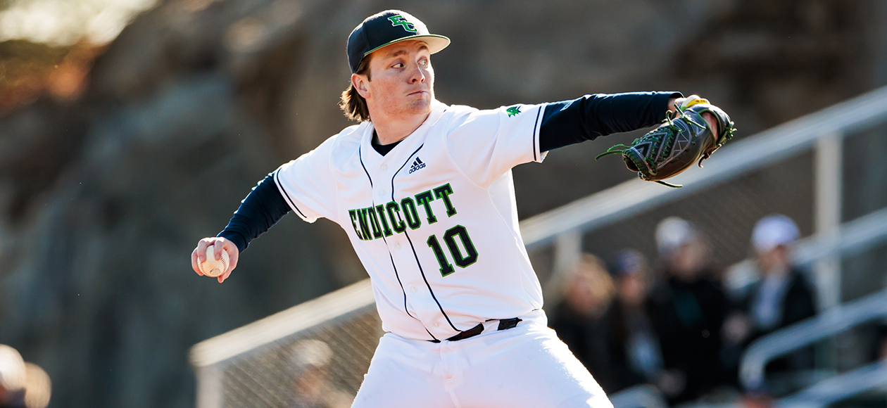 No. 1 Endicott Shuts Out Colby, 8-0