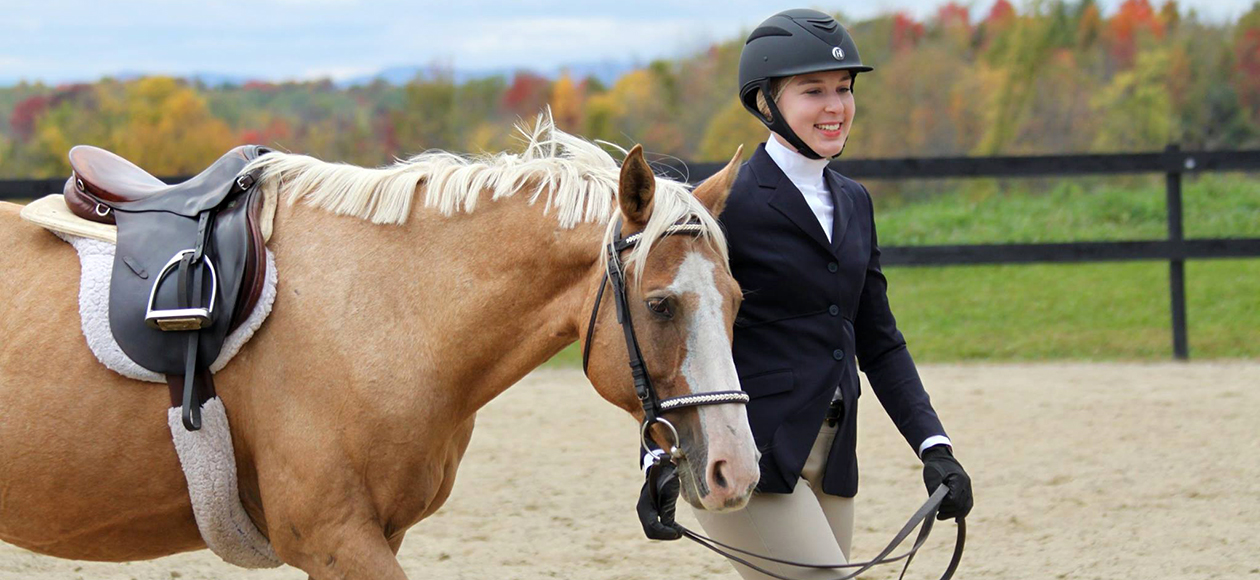 Equestrian Posts Fifth Place Showing At Dartmouth