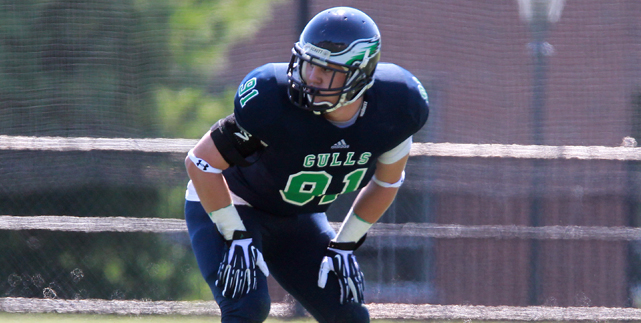 Endicott's First Game with NJAC School Ends in 24-17 Defeat