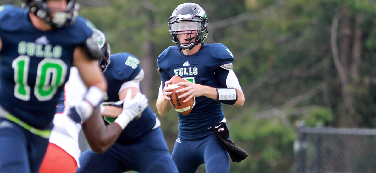 Frenette Throws for 507 Yards in Career Finale; Gulls Fall to Salve Regina