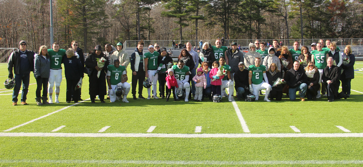 Simons Leads Endicott To Senior Day Victory Over Coast Guard, 33-5