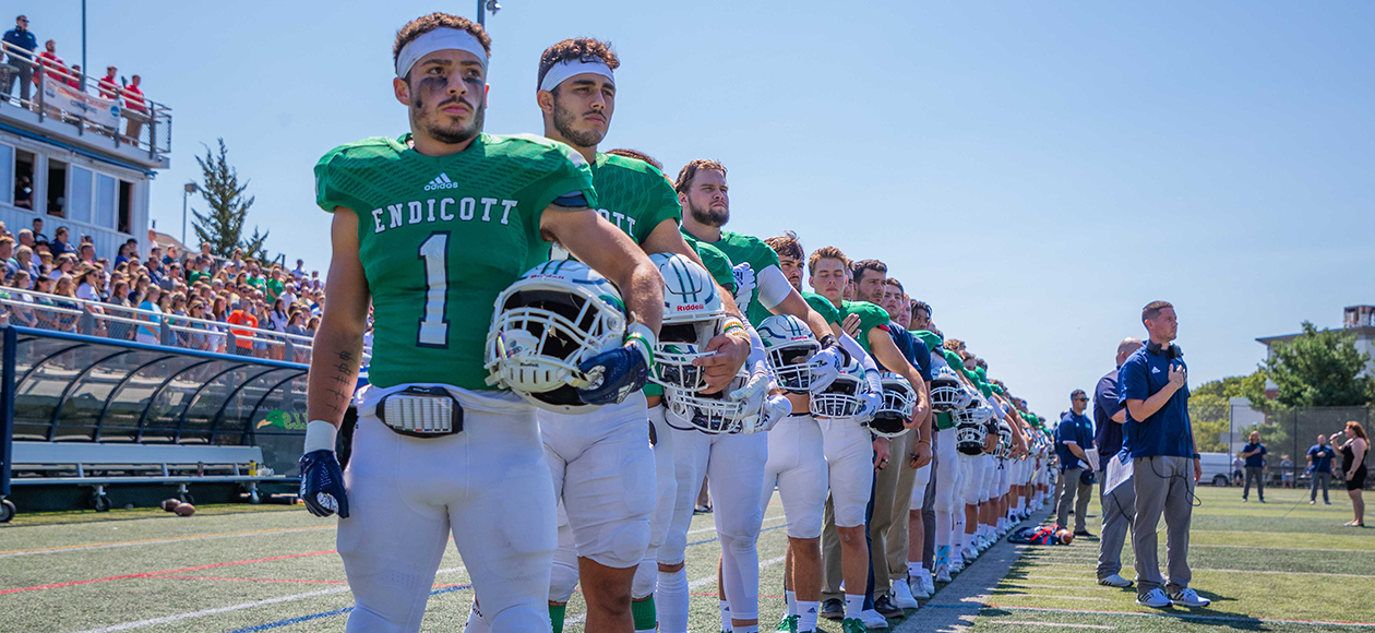 GAMEDAY CENTRAL: Gulls Look To Remain Undefeated In Friday Night Lights Game Vs WPI