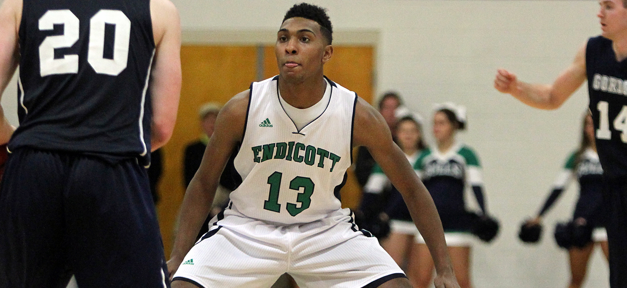 Williams Escapes Endicott with 79-76 Win on the Road