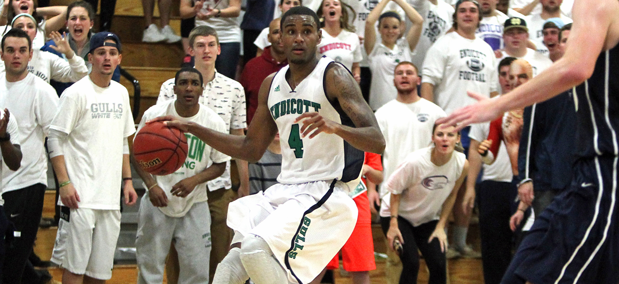 Endicott Advances to CCC Semifinals with First Round Win