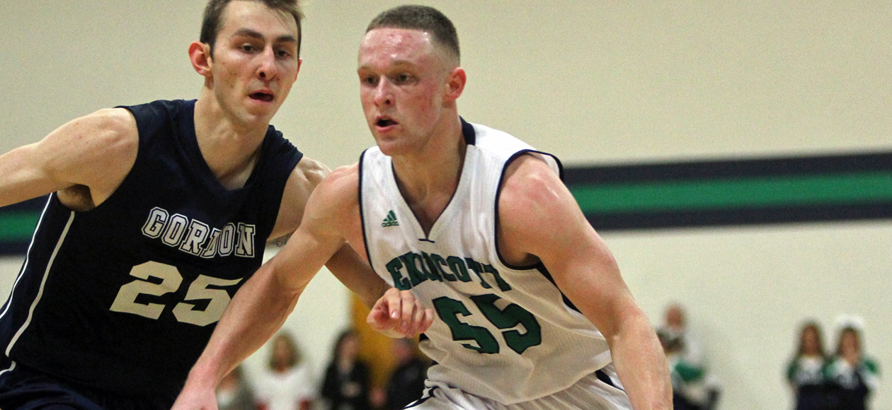 Endicott Grinds Out Home CCC Win over Wentworth