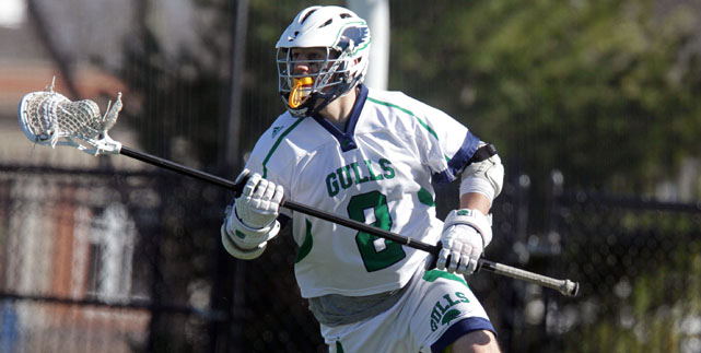 Second-half surge leads Western New England past Endicott 9-5 in CCC title game
