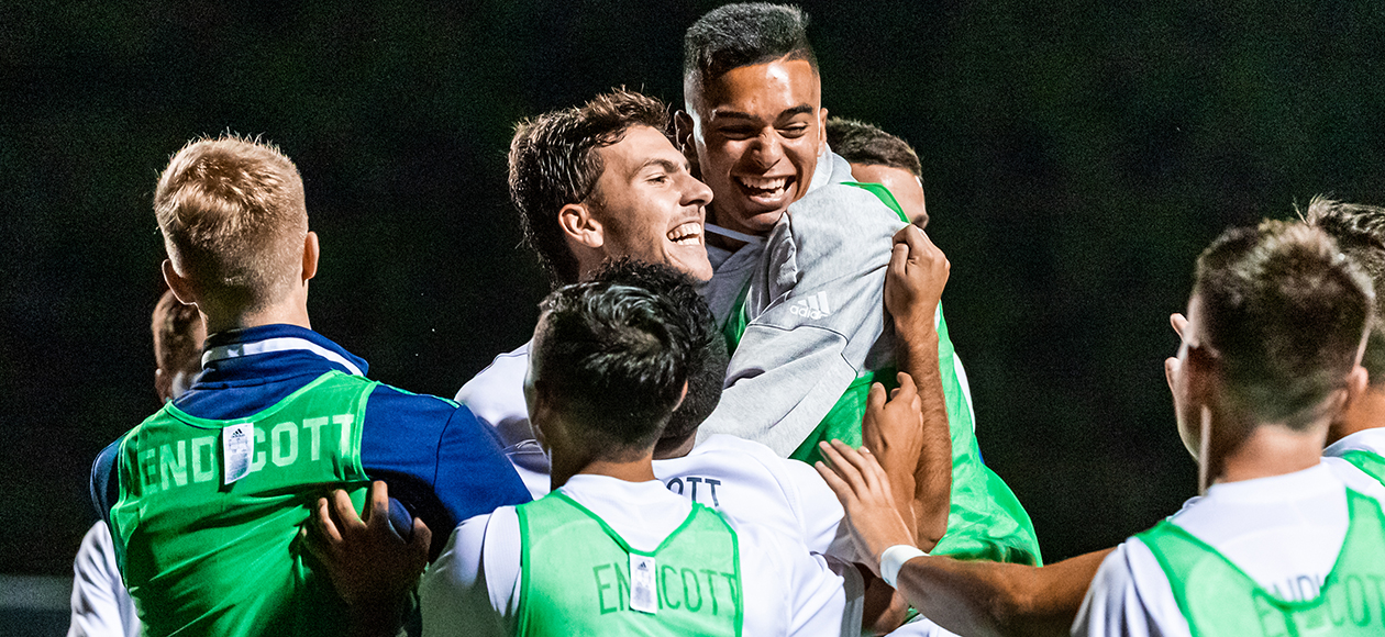 CCC SEMIFINALS: No. 2 Endicott Takes On No. 3 Wentworth Today (7 PM)