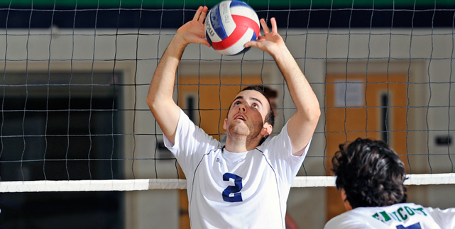 Men's volleyball falls to #2 Springfield on the road, 3-0