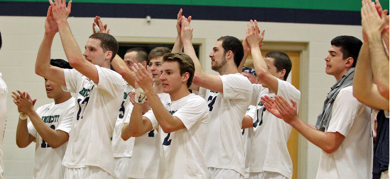 Endicott Exits NCAA Tournament in Quarterfinal Round with Straight-Set Loss to Springfield