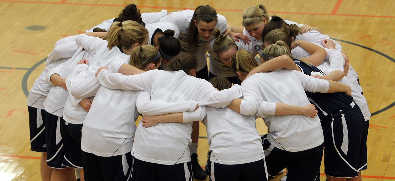 Endicott Women's Hoops Selected to Finish Third in CCC Preseason Coaches' Poll