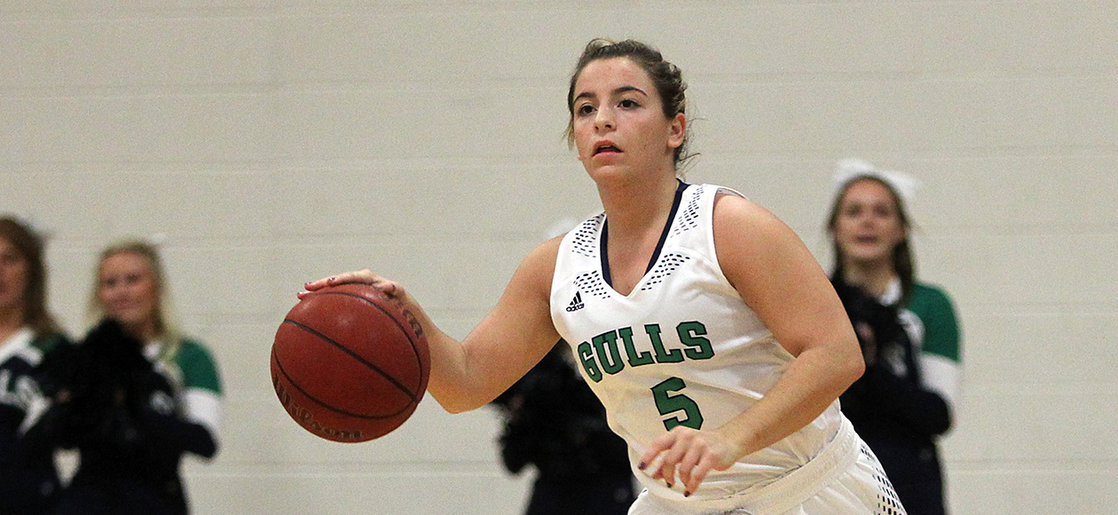 Strong Fourth Quarter Powers MIT Past Gulls, 62-49, In Non-Conference Action