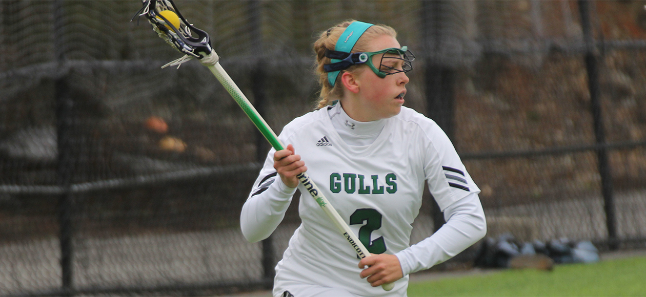Gulls Close Out 2016 Regular Season With 12-9 Victory Over UNE