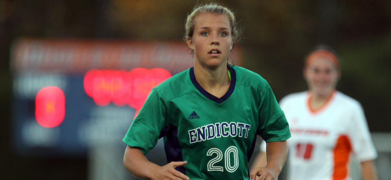 Women's Soccer Picked Second In 2015 CCC Preseason Poll