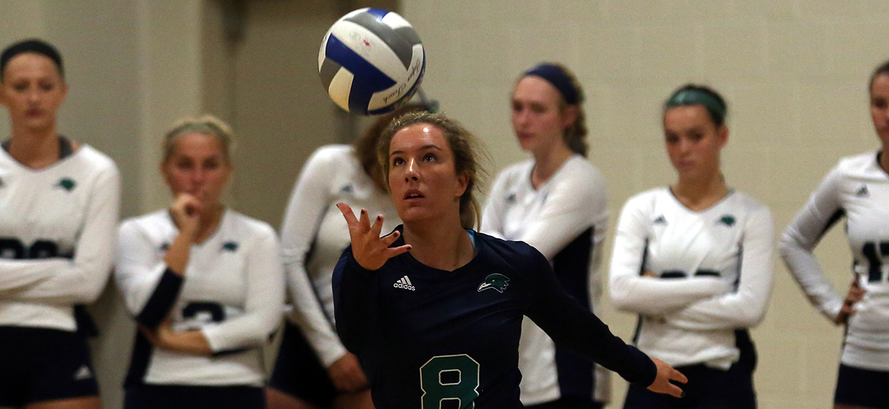 Women’s Volleyball Goes 1-1 On Final Day Of Tom Hay Invitational