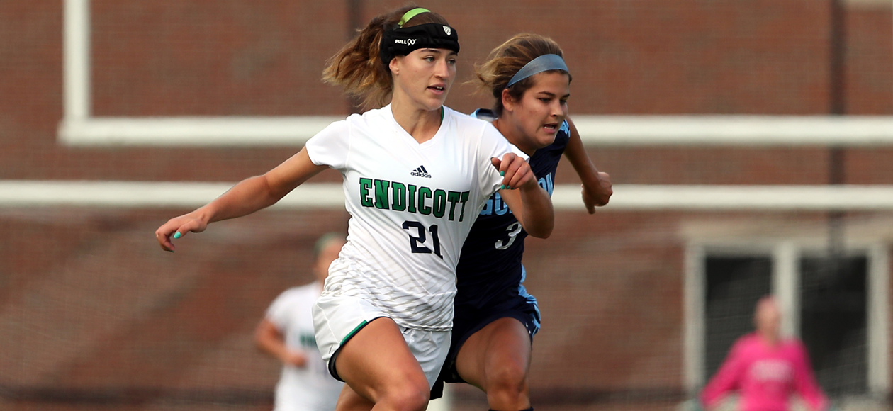 Rachel Hanna was named to the United Soccer Coaches NCAA Division III All-New England Third Team.