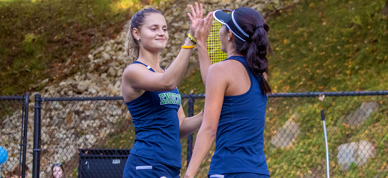 Women’s Tennis Competes At NEWITTs