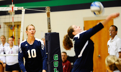 Gulls earn two TCCC wins at home tri-match