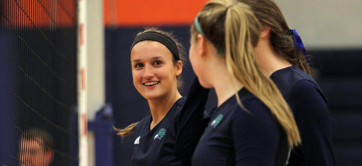 Endicott Claims 3-0 Sweep of Colby-Sawyer on Day One of the Endicott Invitational