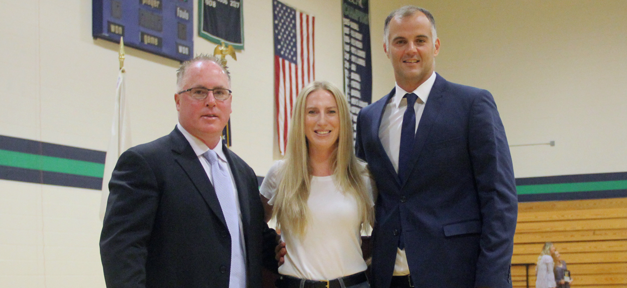 Endicott Inducts Hall and Marinkovic, Raises Five Banners, and Recognizes Individual Achievements