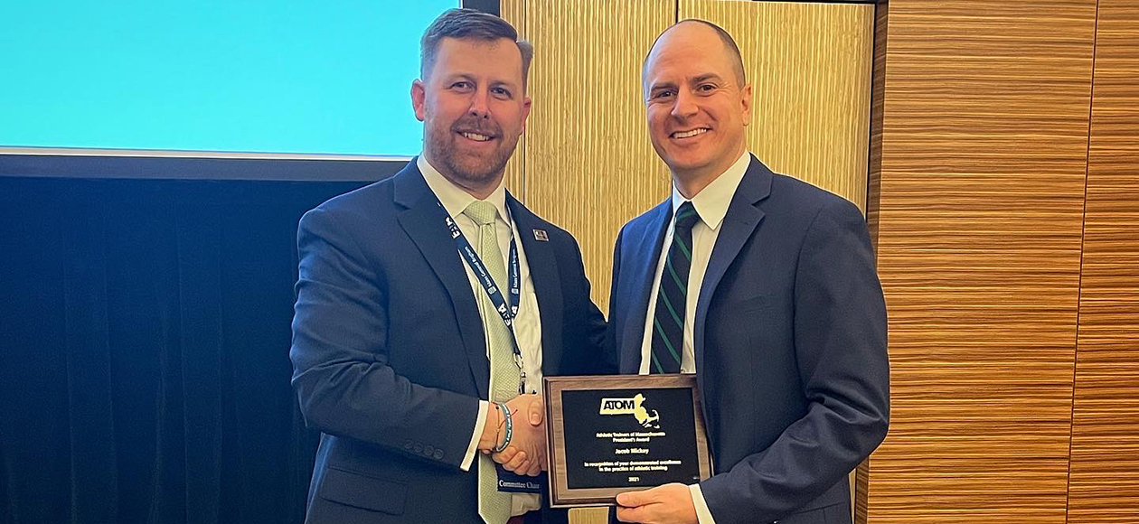 Endicott Athletic Trainer Jake Mickey Receives ATOM President’s Award