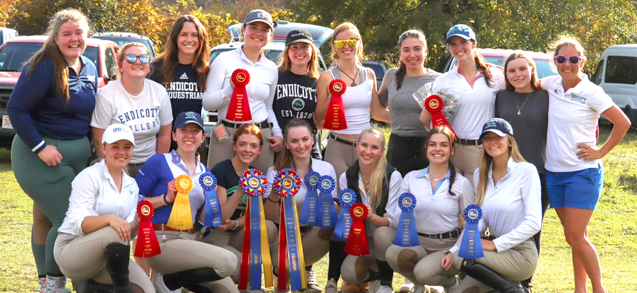 Equestrian Earns High Point Team Honors At Stonehill Show