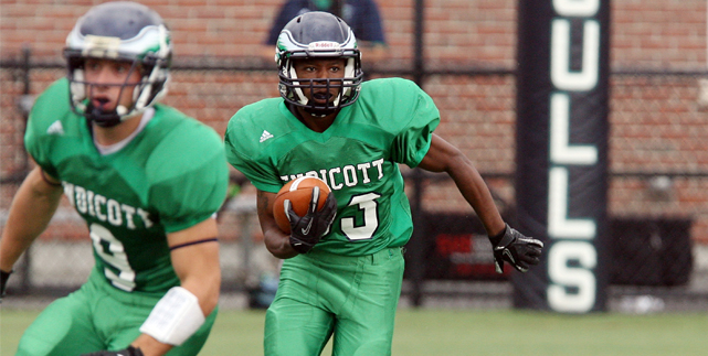 Balanced Offensive Attack Leads Endicott 33-7 over Coast Guard