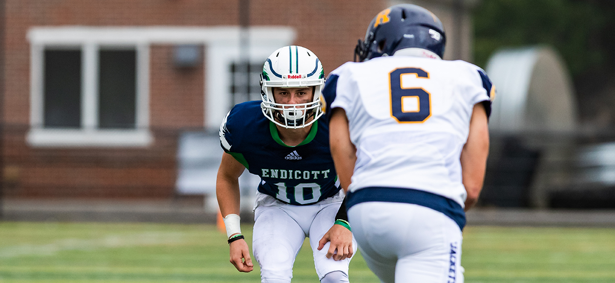 Pagett Named CCC Football Defensive Rookie Of The Week