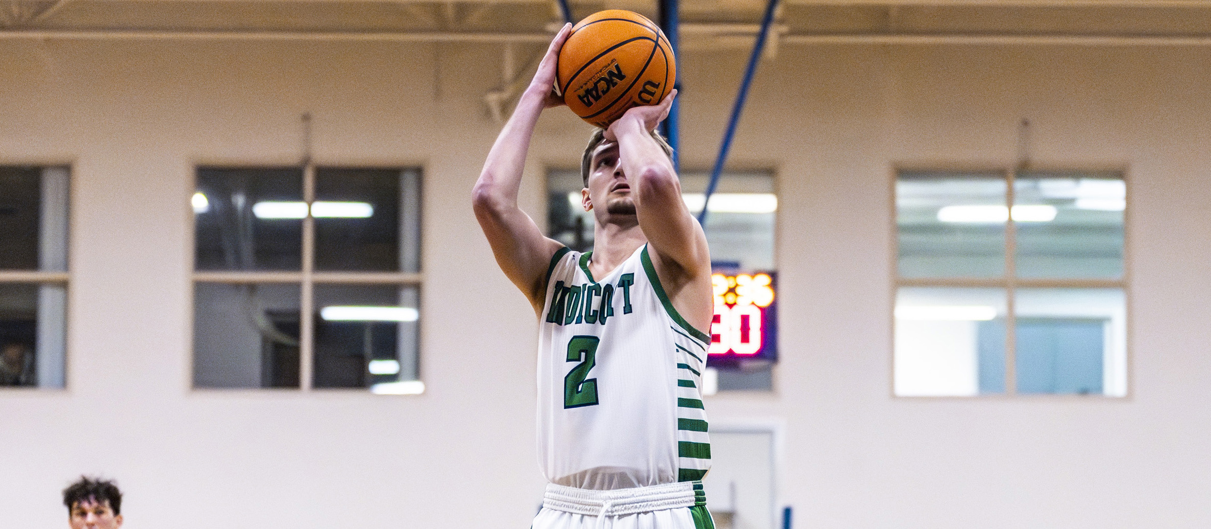 Men’s Basketball Thumps UNE, 92-62