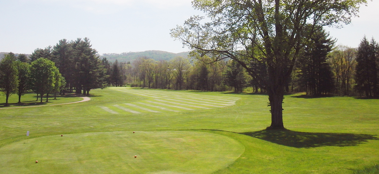 Image of the Country Club of Wilbraham.