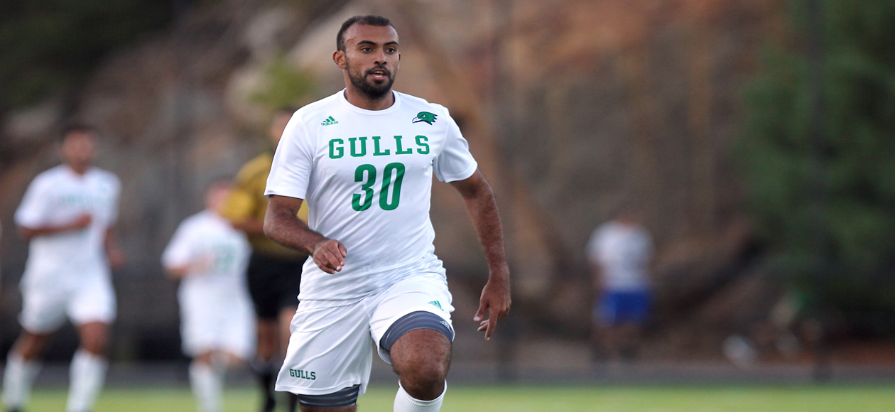 Men's Soccer Opens CCC Campaign With 6-0 Rout Of UNE