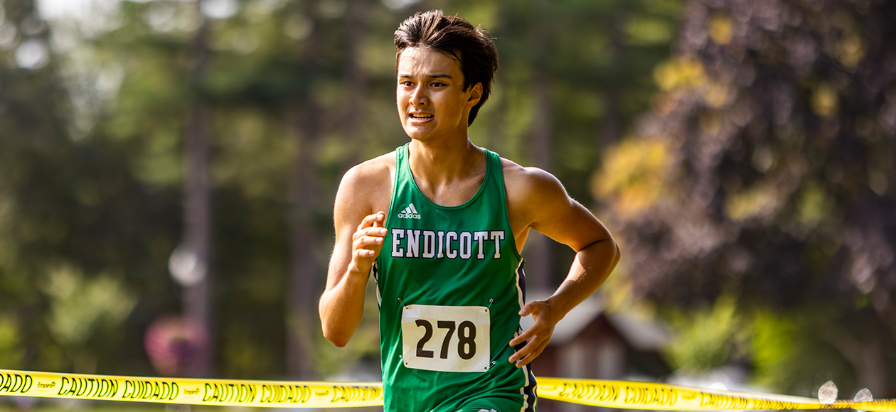 Men’s Cross Country Ranks Seventh Overall At Cardinal Invitational