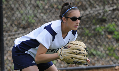 Endicott scores 22 runs in doubleheader sweep of Curry