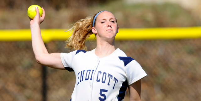 Endicott salvages split with 4-2 over UNE in game two; fall 5-1 in first