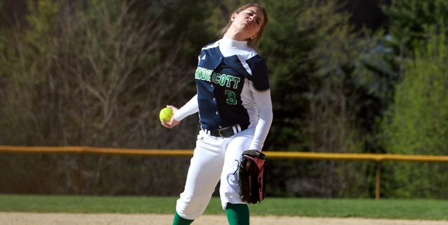 Endicott stays alive in CCC Tournament with wins over ENC and WNE
