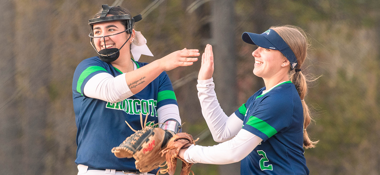 Softball Splits With No. 25 MIT; Couto Throws Gem In Game Two