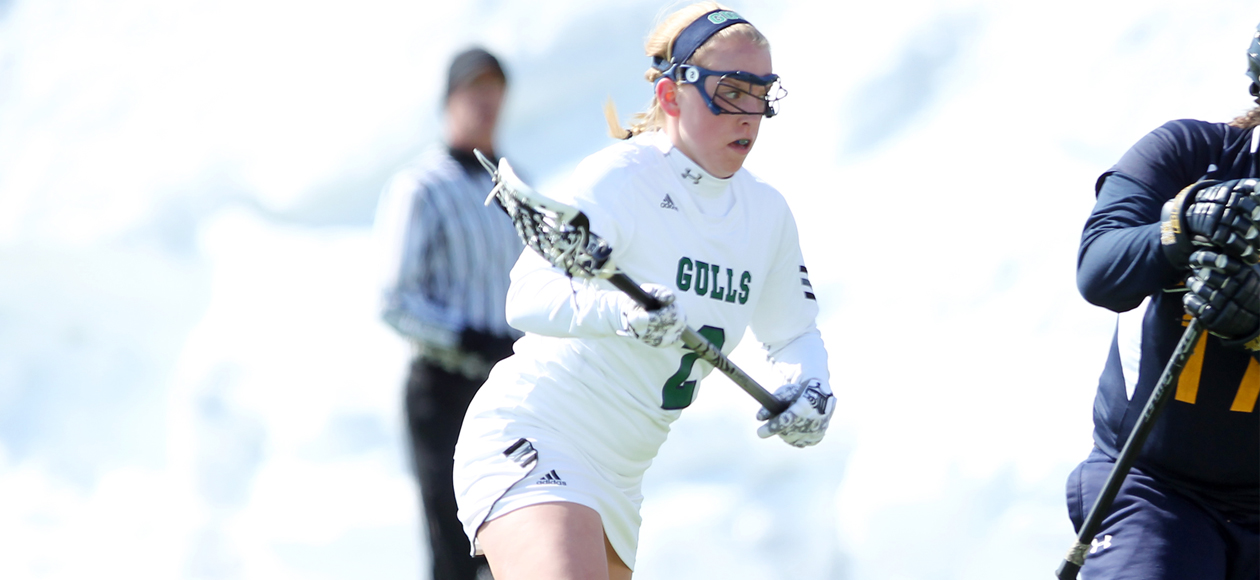 Erin McCarthy Tabs CCC Rookie of the Week Nod