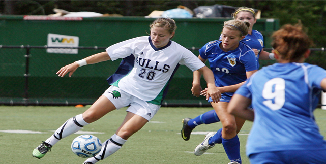 Women's Soccer Opens Homecoming Weekend with Conference Win