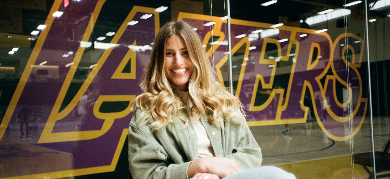 Taylor Geas ‘15 Embracing Los Angeles Lifestyle With Lakers