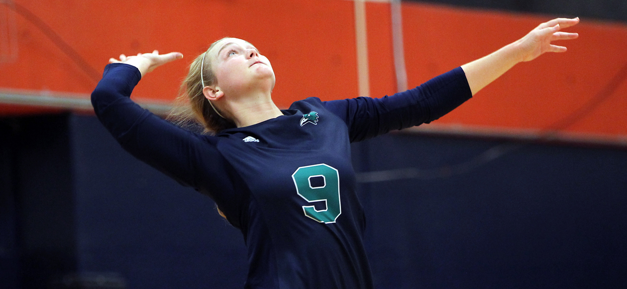 McIntyre Claims CCC Women’s Volleyball Player Of The Week Laurels
