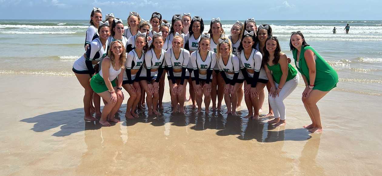 Cheerleading Finishes Fourth At NCA College Nationals