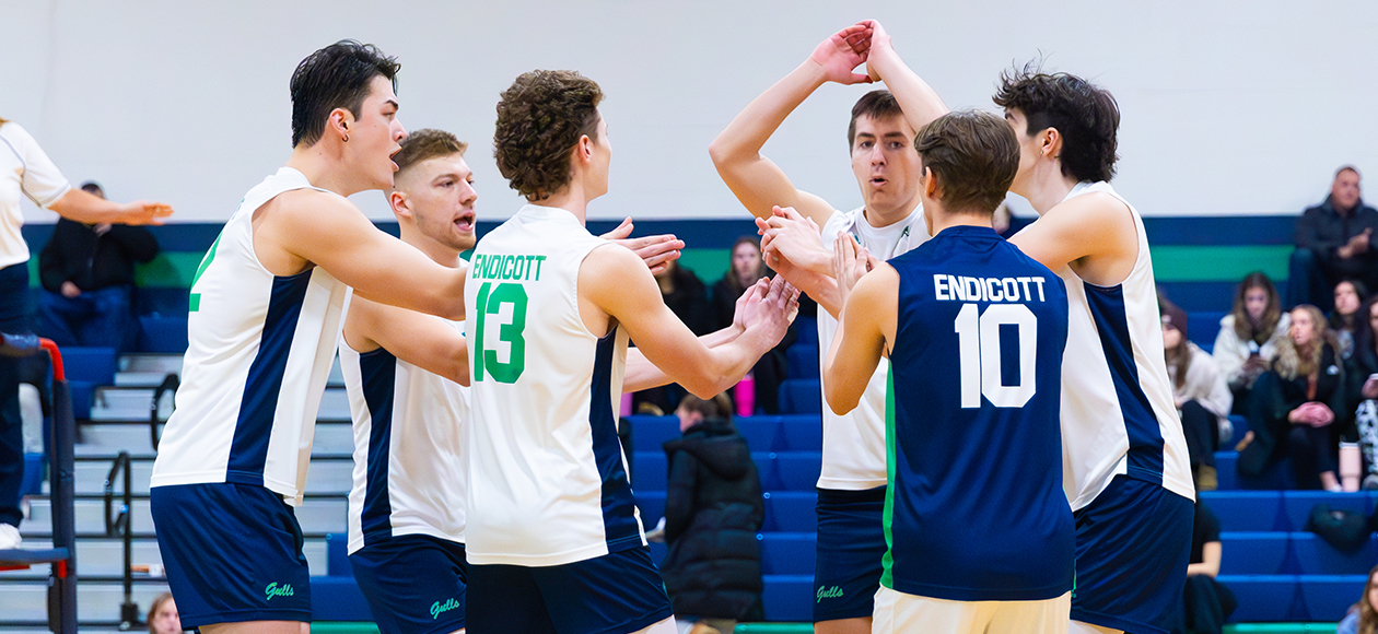 Men’s Volleyball Blanks Emerson, 3-0